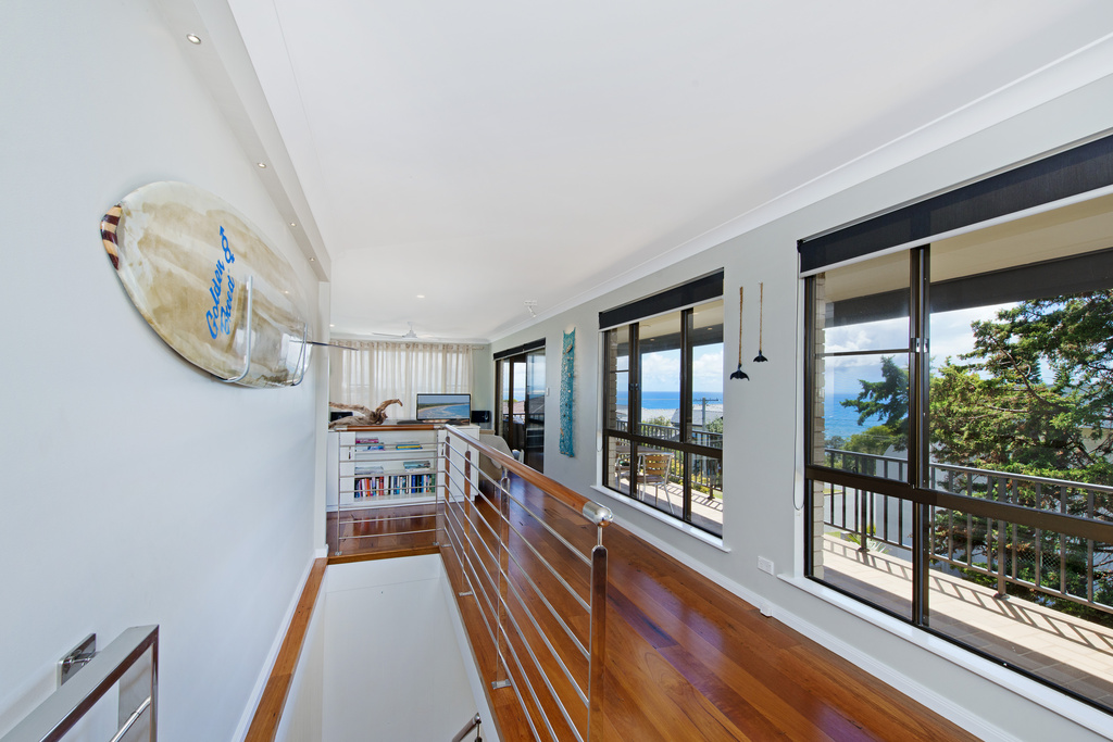 Upstairs open plan living Apricari oasis by the sea Bonny Hills