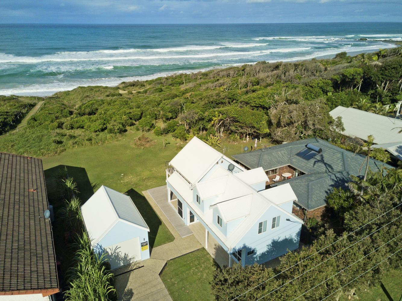 Middle Rock Beach House Aerial view